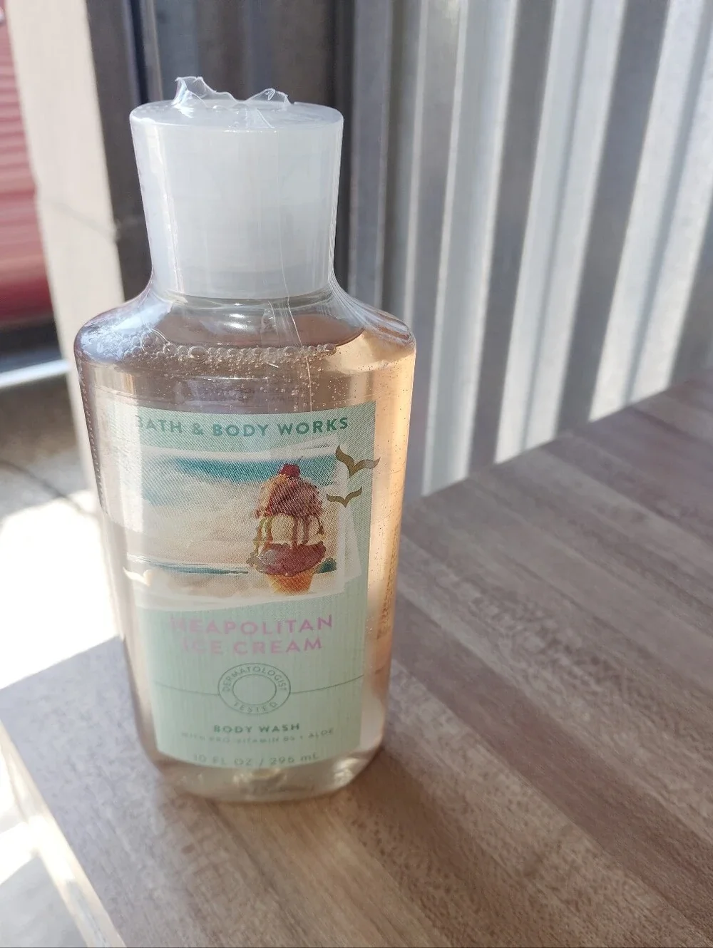 Bath & Body Works Neapolitan Ice Cream Body Wash - Pink New
